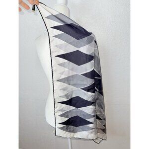 Burberry London 100% Silk Scarf 26.5” X 27” Black White Gray Square R